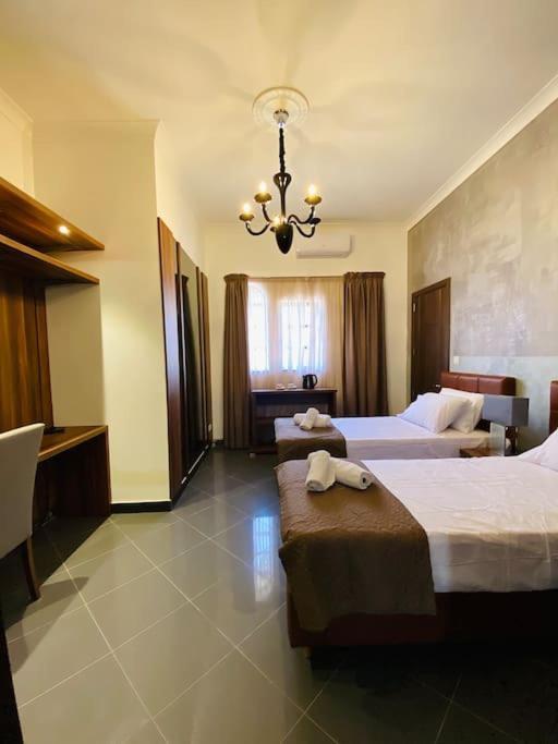 Velver Mansion, Malta - Luxury Villa With Pool 纳克萨 外观 照片